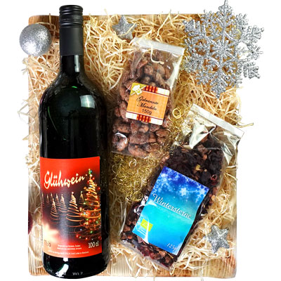 Präsent 'Nuss & Schuss'  Palmblattplatte in Folie     BARRIQUE-Präsentservice  Deutschland 1Stück